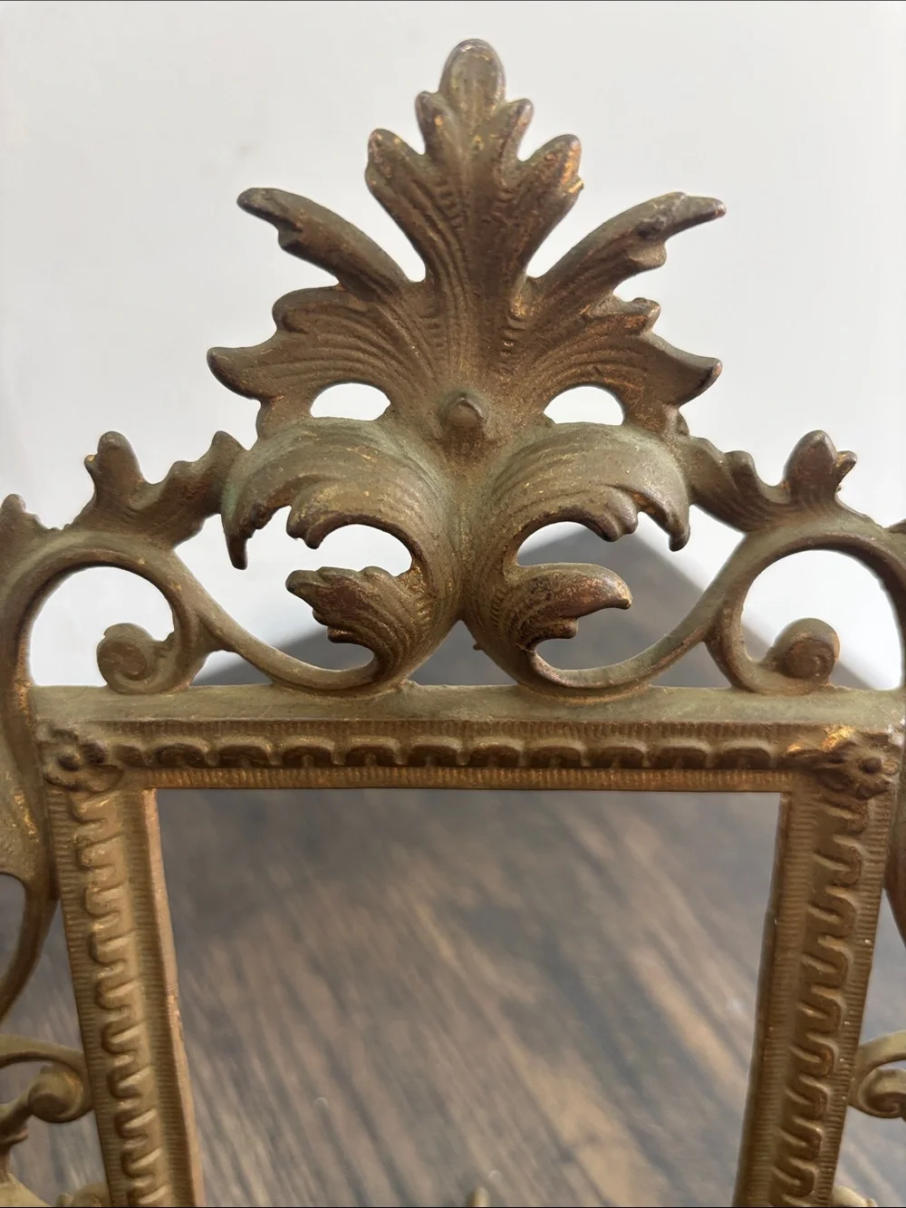 Vintage brass/gold tone table frame,ornate design,no glass, 12x8.5”,5x7” photo